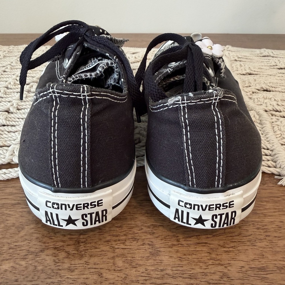 Converse All-Star Women's US 9 Double Tounge Flower Black & White Sneaker EUC - Picture 4 of 8